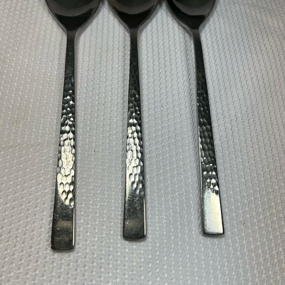 Oneida Etta Piece Everyday Flatware Set - Picture 9 of 13